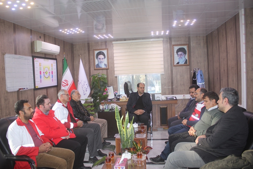 جلسه هماهنگی راه اندازی داروخانه هلال احمر در شهرستان خمین برگزار شد