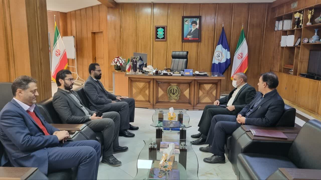 نشست و دیدار پزشگ نیا مدیرکل محترم پدافند غیر عامل با آقای عباسی مدیر محترم امور شعب بانک سپه استان مرکزی