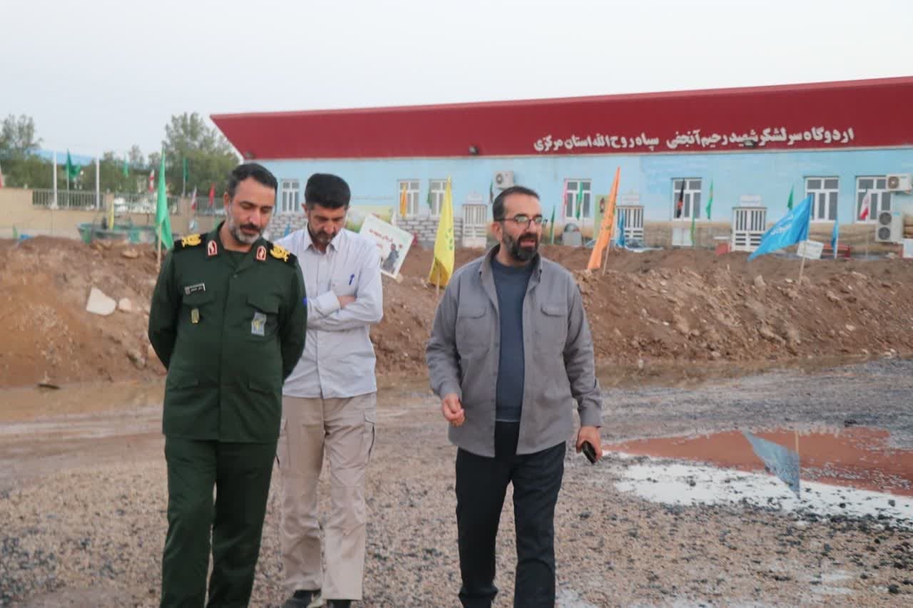 بازدید معاون استاندار مرکزی از اردوگاه‌های سپاه روح‌الله در مناطق عملیاتی جنوب