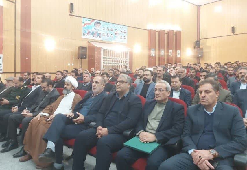 📌برگزاری آئین تکریم و معارفه فرماندار شهرستان آشتیان