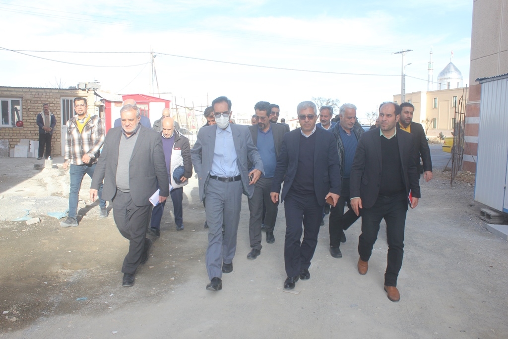 سرپرست معاونت هماهنگی امور عمرانی استانداری مرکزی از تعدادی از پروژه های خمین بازدید کرد