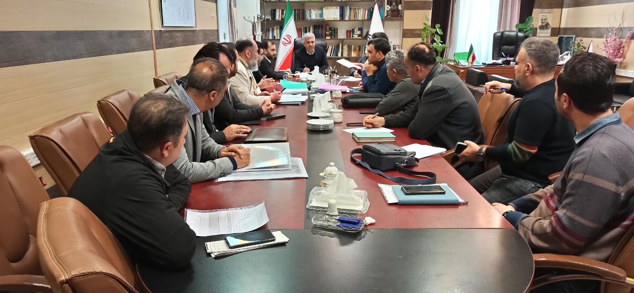 جلسه برنامه ریزی تکمیل و تحویل پروژه ۱۳۰۰ واحدی شهید سلیمانی برگزار شد.