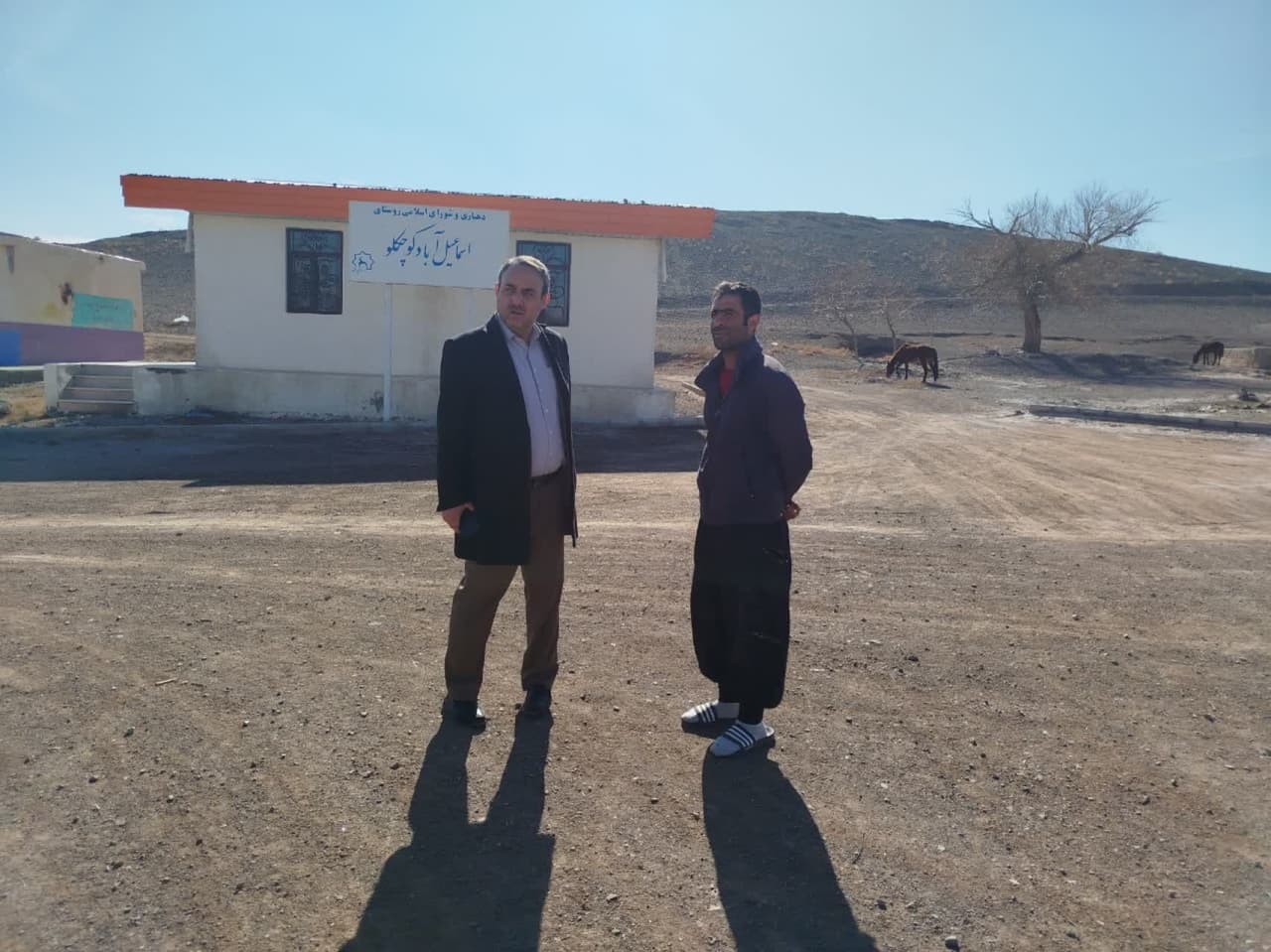 بازدید فرماندار از روستای عشایری اسماعیل آباد کوچکلو