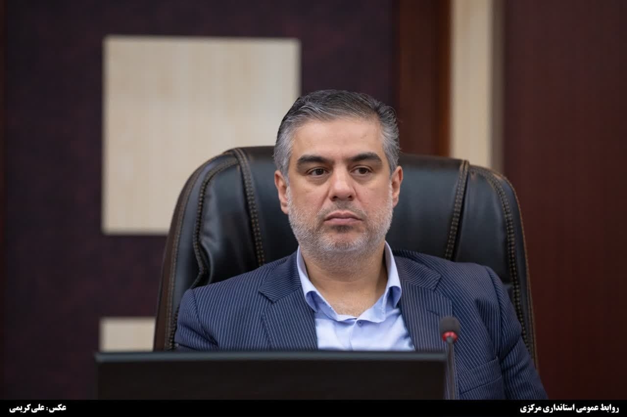 مبنای تغییرات مدیریتی در استان مرکزی صلاحیت و شایستگی است/ "وفاق" تبلور وحدت کلمه و رمز پیروزی/ همه را به همکاری برای توسعه استان دعوت می‌کنم