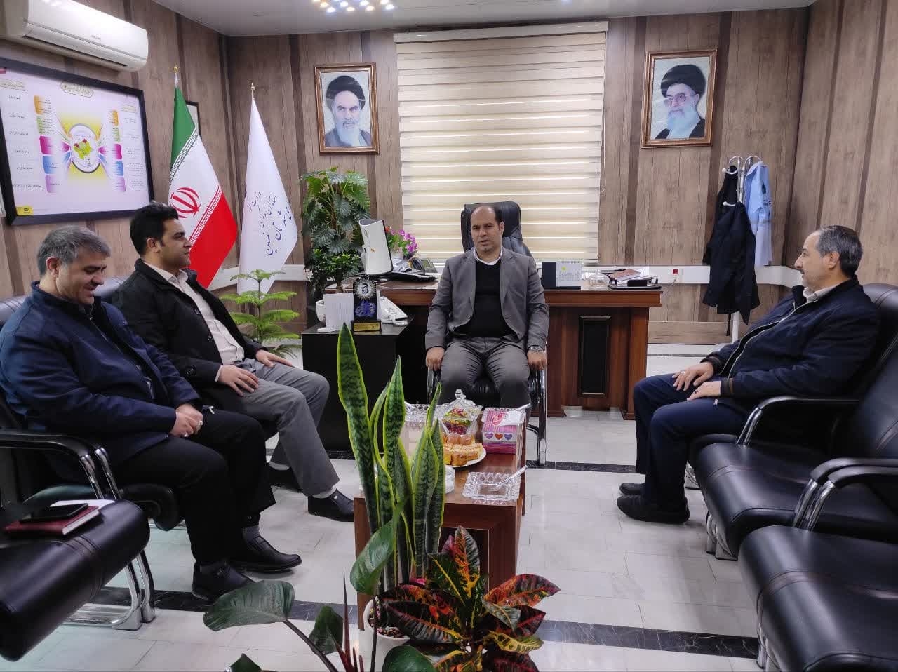 نشست مدیر کل نوسازی مدارس استان با سرپرست فرمانداری شهرستان خمین برگزار شد