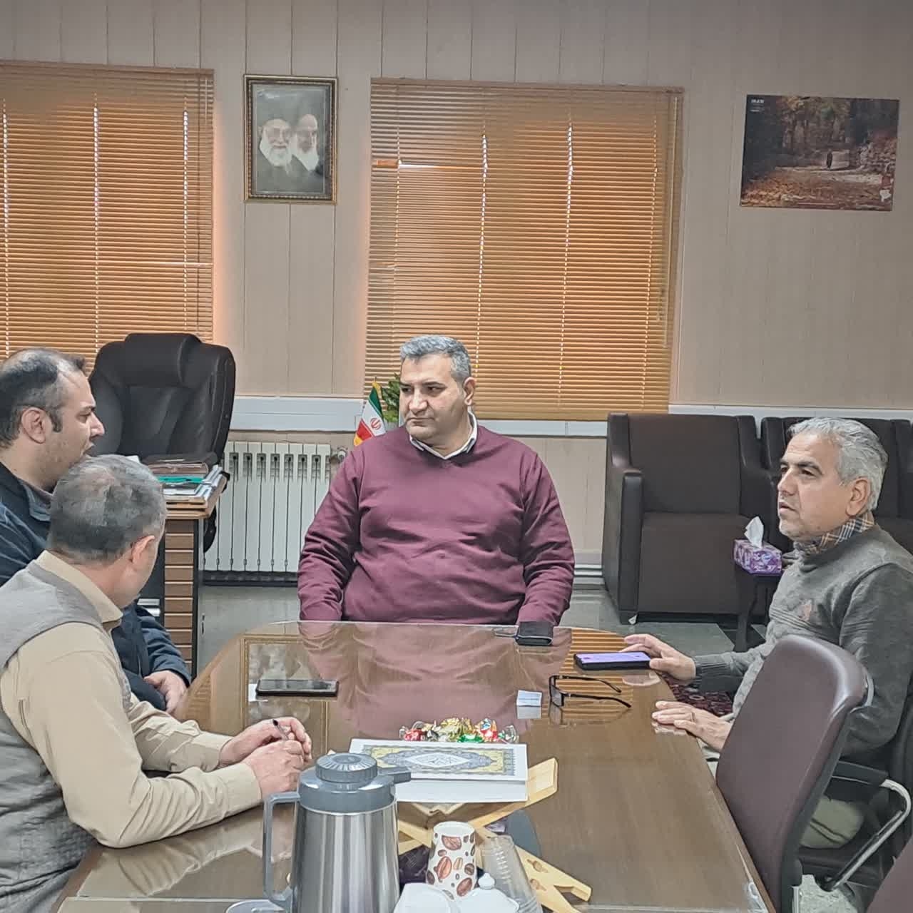 به منظور بررسی پروژه های عمرانی انجام شده و نیمه تمام در شهرستان ( بخش مرکزی و میلاجرد ) توسط بنیاد علوی