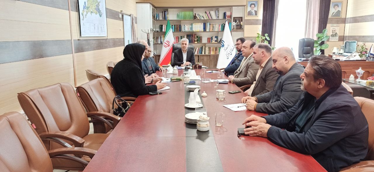 دیدار اعضای شورای اسلامی استان با سرپرست معاونت هماهنگی امور عمرانی