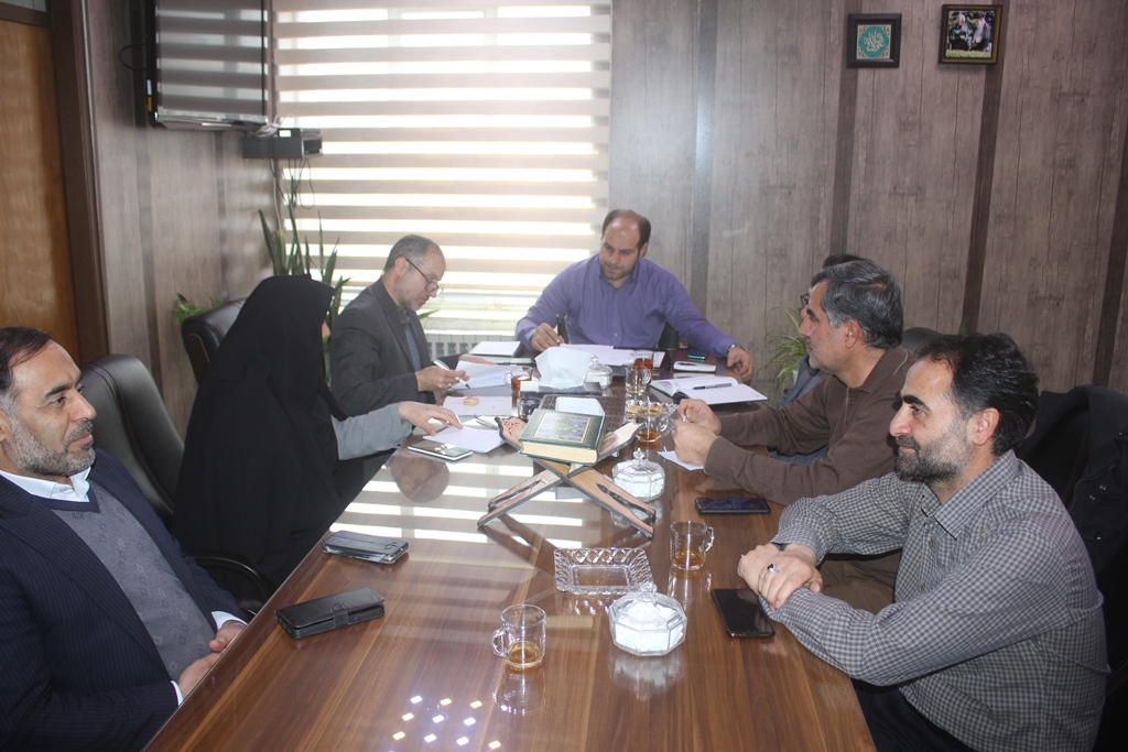 چهارمین جلسه شورای معاونین فرمانداری شهرستان خمین در سال 1403 برگزار شد