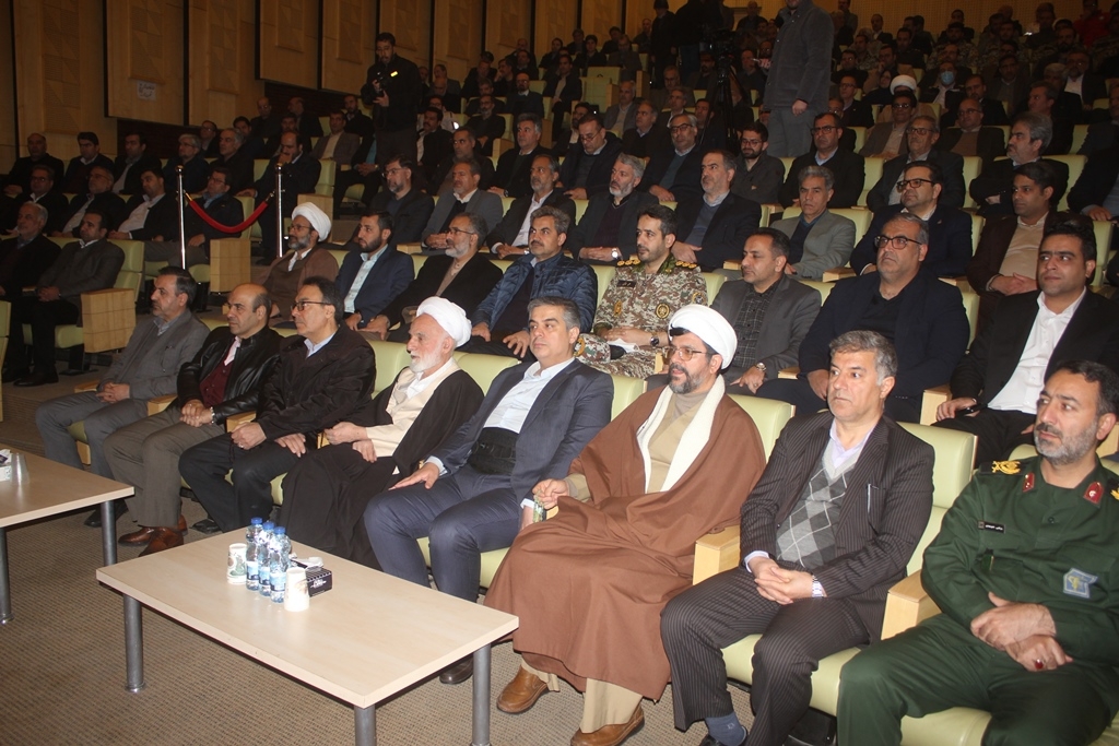 جلسه شورای اداری مشترک استان وشهرستان خمین بمناسبت دهه مبارک فجر برگزار شد