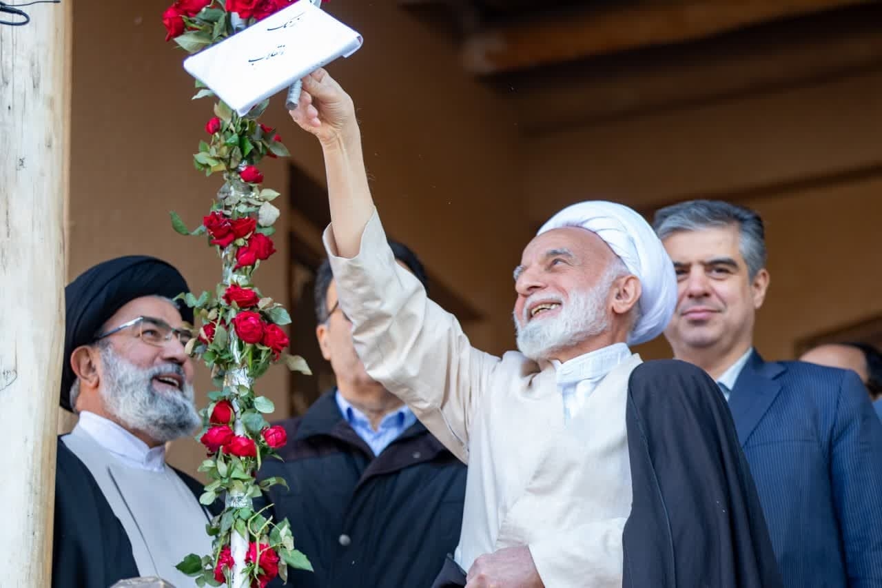 زنگ انقلاب در بیت تاریخی حضرت امام (ره) در خمین نواخته شد