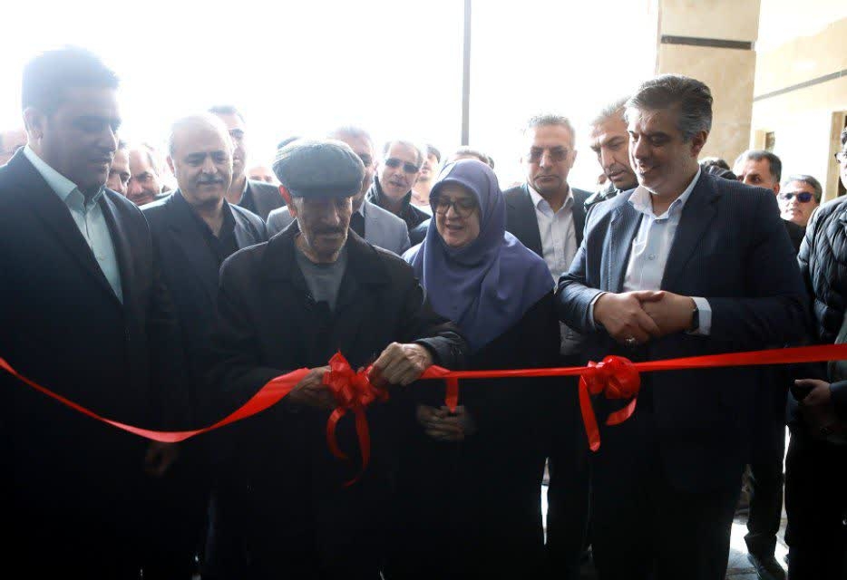 ▫️با حضور سخنگوی دولت؛
🔻افتتاح مدرسه شهید مدافع سلامت دکتر نادری در اراک