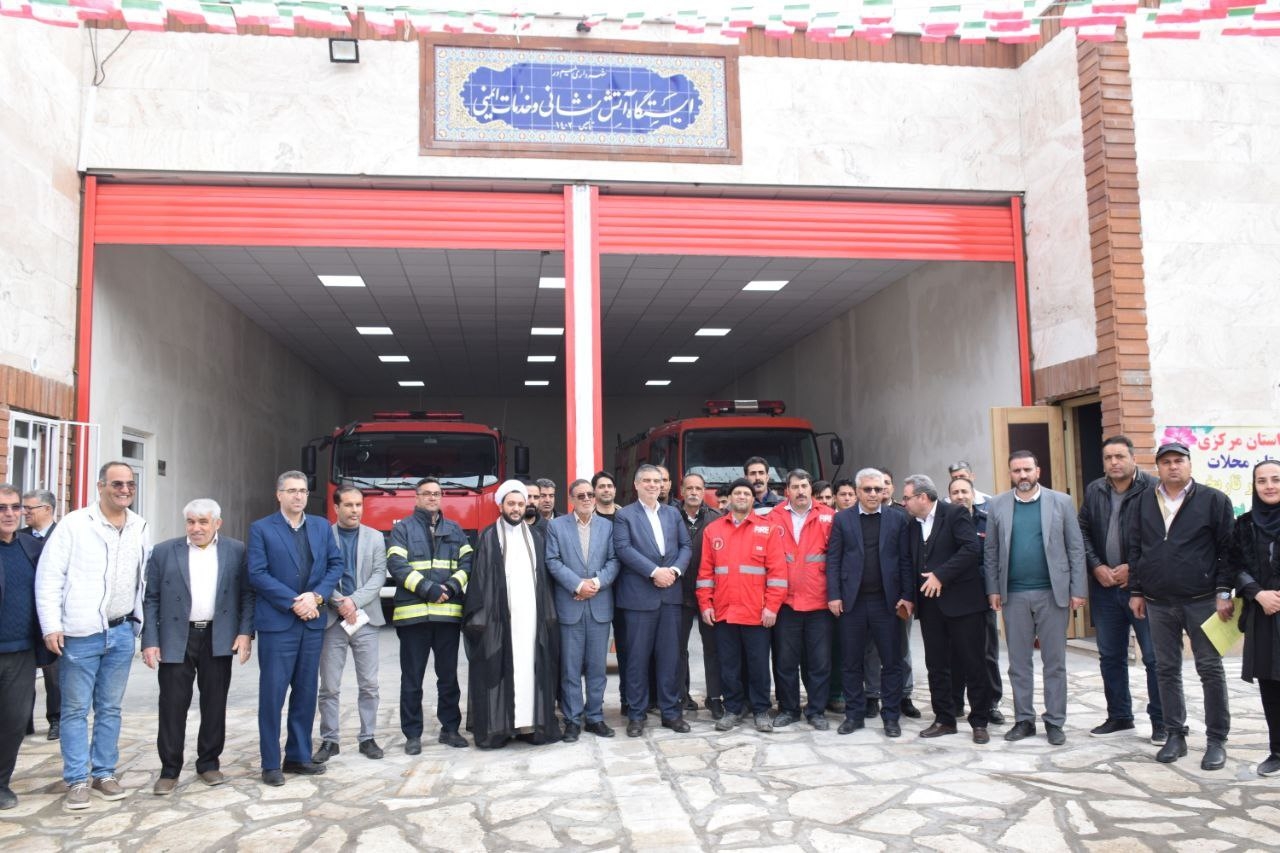 افتتاح ساختمان آتش‌نشانی و پروژه‌های مدیریت شهری نیم‌ور با حضور استاندار مرکزی