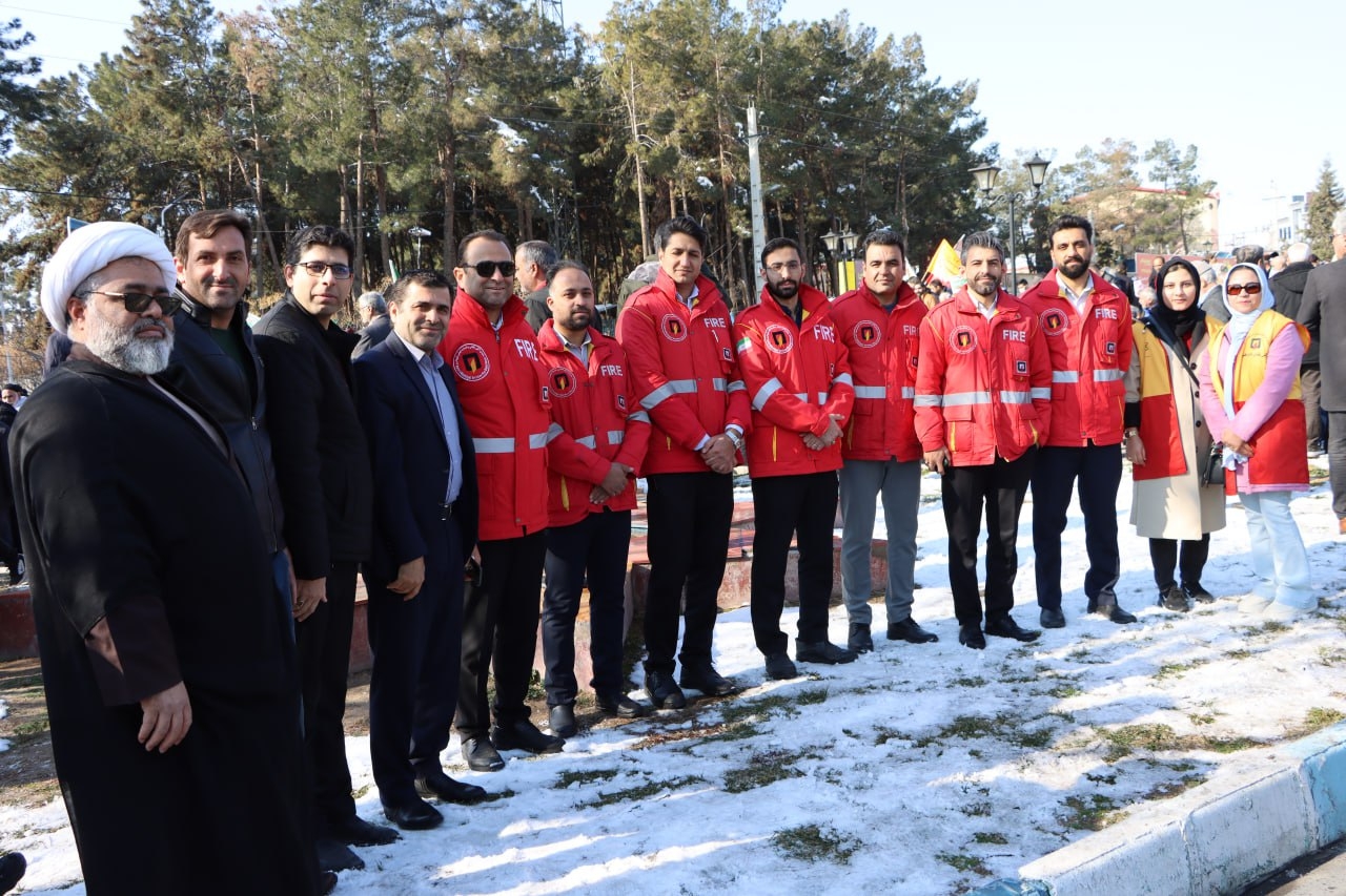 راهپیمایی باشکوه و حماسی یوم الله ۲۲ بهمن‌ماه - ساوه (گزارش تصویری ششم)