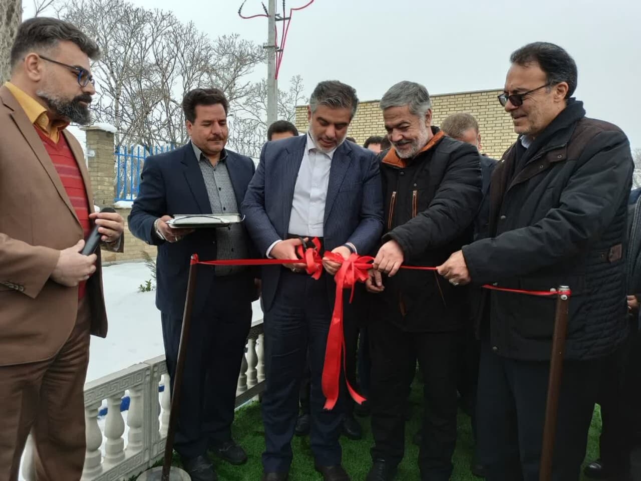 راه‌اندازی اولین ایستگاه سه مگاواتی شارژ خودروهای برقی کشور در اراک