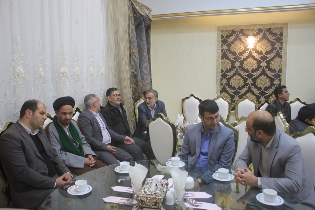 جشن گلریزان آزاد سازی زندانیان جرائم غیر عمد در شهرستان خمین برگزار شد