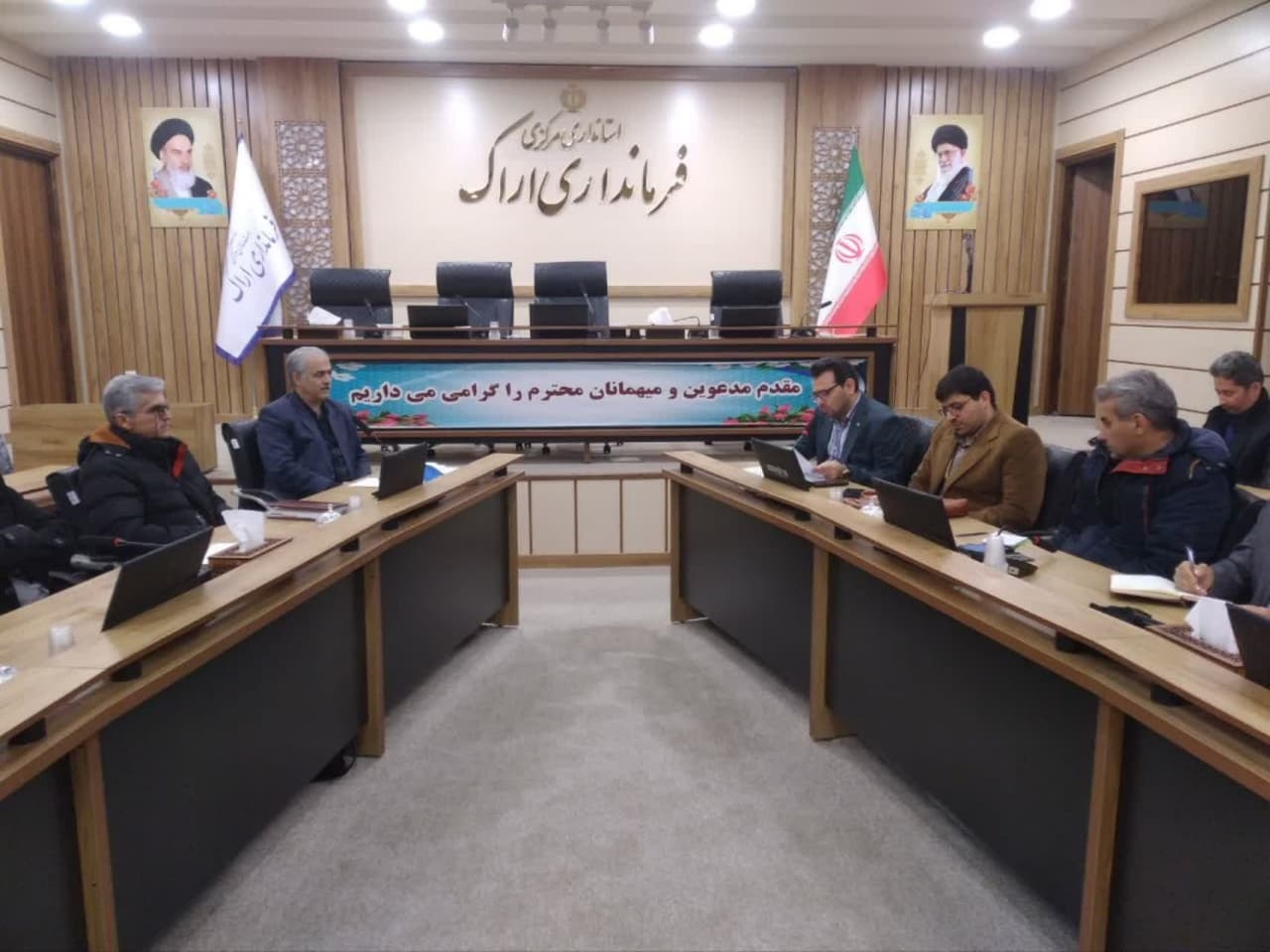 دیدار ونشست دکتر حمیدی سرپرست فرمانداری شهرستان با نخبگان ،هیات اندیشه ورز،نخبگان  واساتید دانشگاه