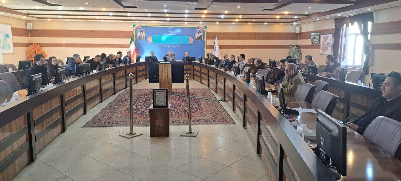 کارگروه احیا تالاب میقان برگزار شد.