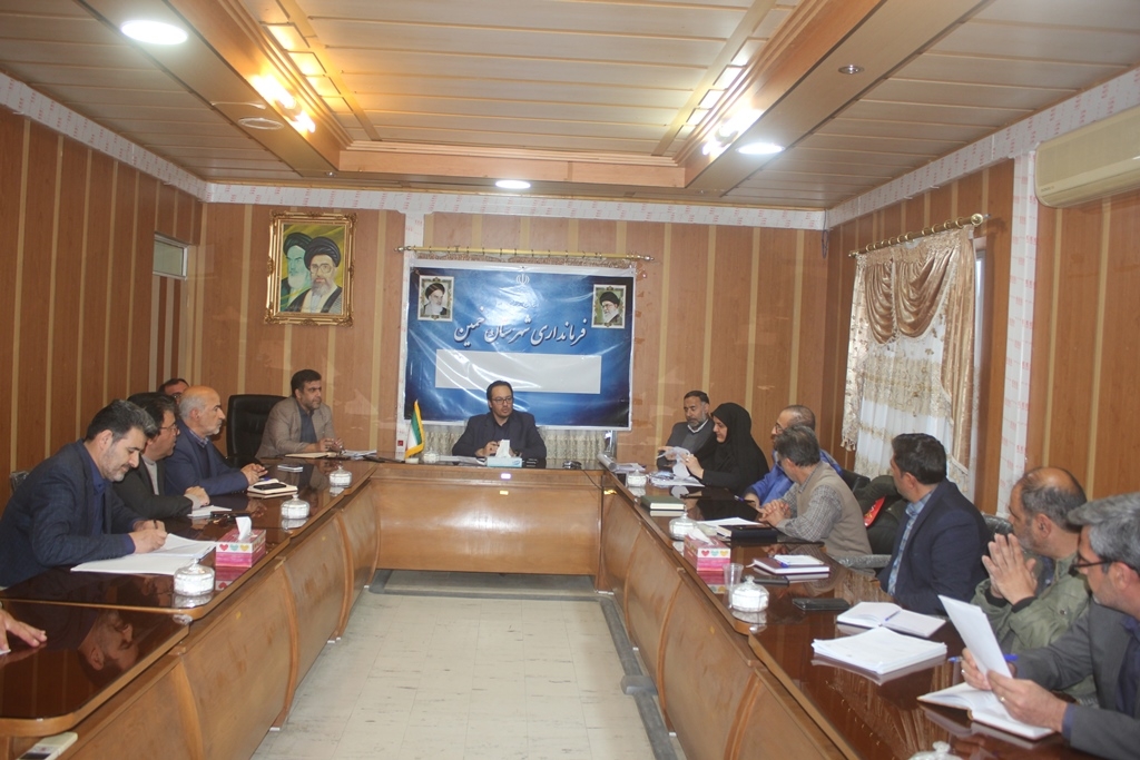 دهمین جلسه کارگروه پیشگیری از ساخت و ساز غیر مجاز در شهرستان خمین در سال 1403 برگزار شد