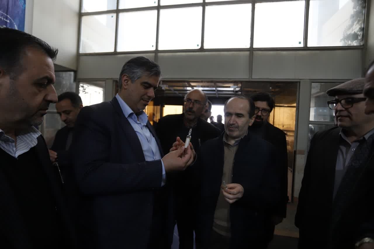 استاندار مرکزی: اقدامات مؤسسه سرم‌سازی رازی اراک نوین و دانش‌پایه است