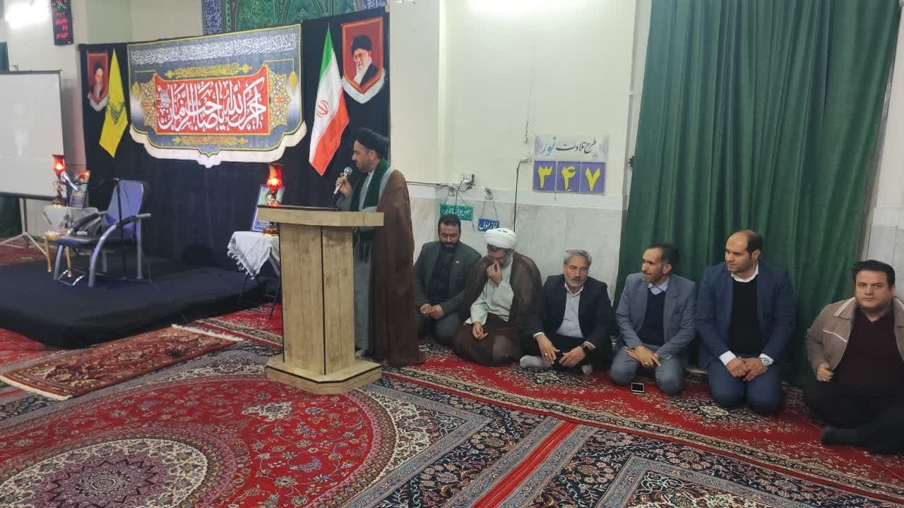 مراسم بزرگداشت شهیدان سید حسن نصرالله و سید هاشم صفی الدین در شهرستان خمین برگزار شد