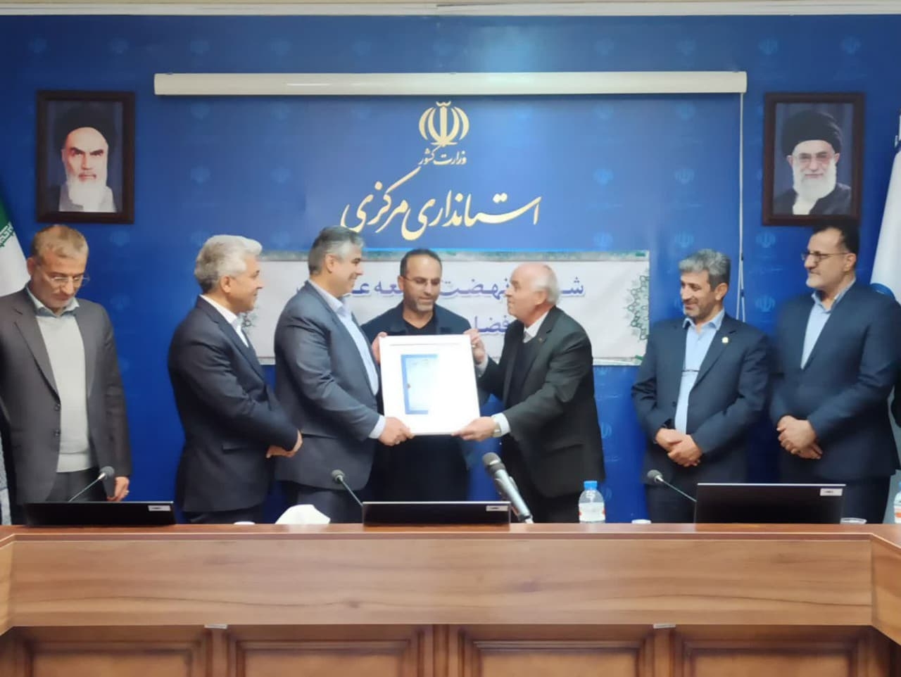 امضای میثاق نامه توسعه عدالت در فضاهای آموزشی و پرورشی استان مرکزی