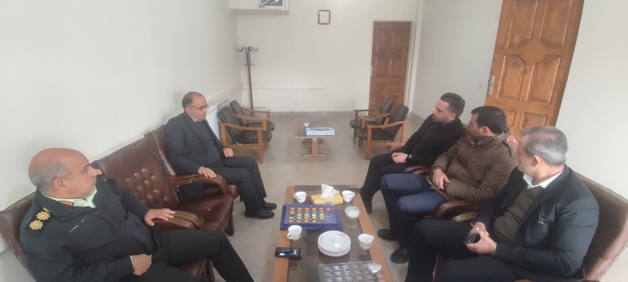 جلسه هم اندیشی معاونین فرمانداری زرندیه با معاونت دانشکده علوم پزشکی ساوه  زرندیه