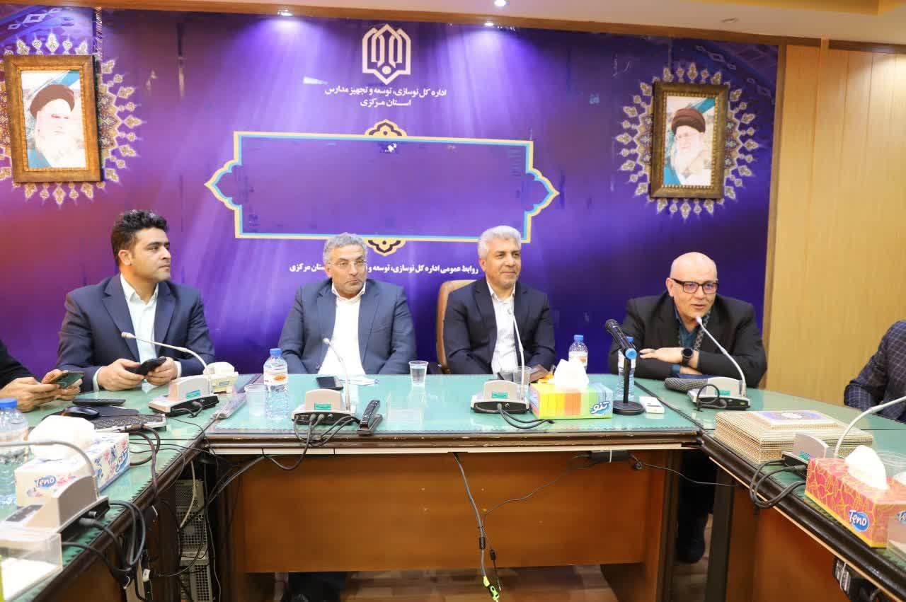 بازدید معاونین استاندار از اداره کل نوسازی مدارس به مناسبت روز مهندس