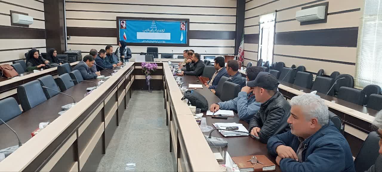 برگزاری کارگاه آموزشی، توجیهی "مدیریت نوین روستایی" و "سامانه هوشمند امداد (سها)" ویژه دهیاران شهرستان خنداب