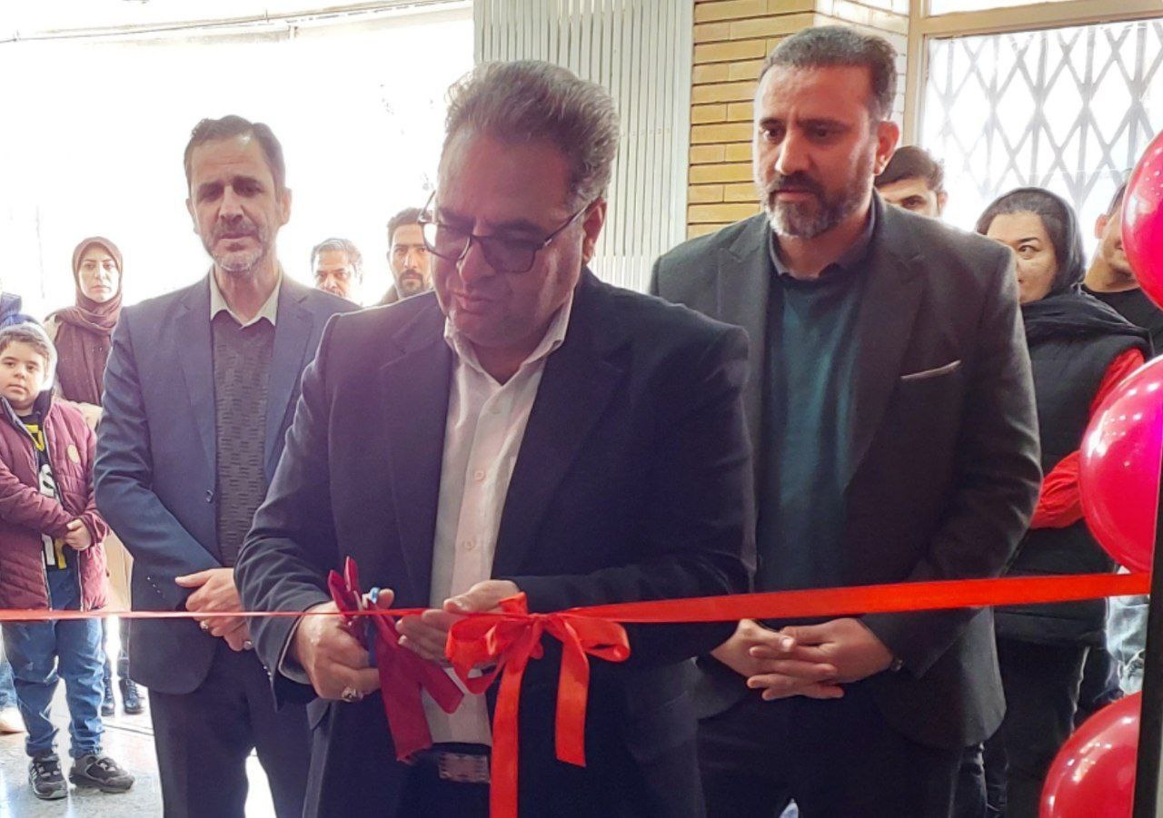 نمایشگاه دست‌آفریده‌های بانوان شهرستان محلات، افتتاح شد.