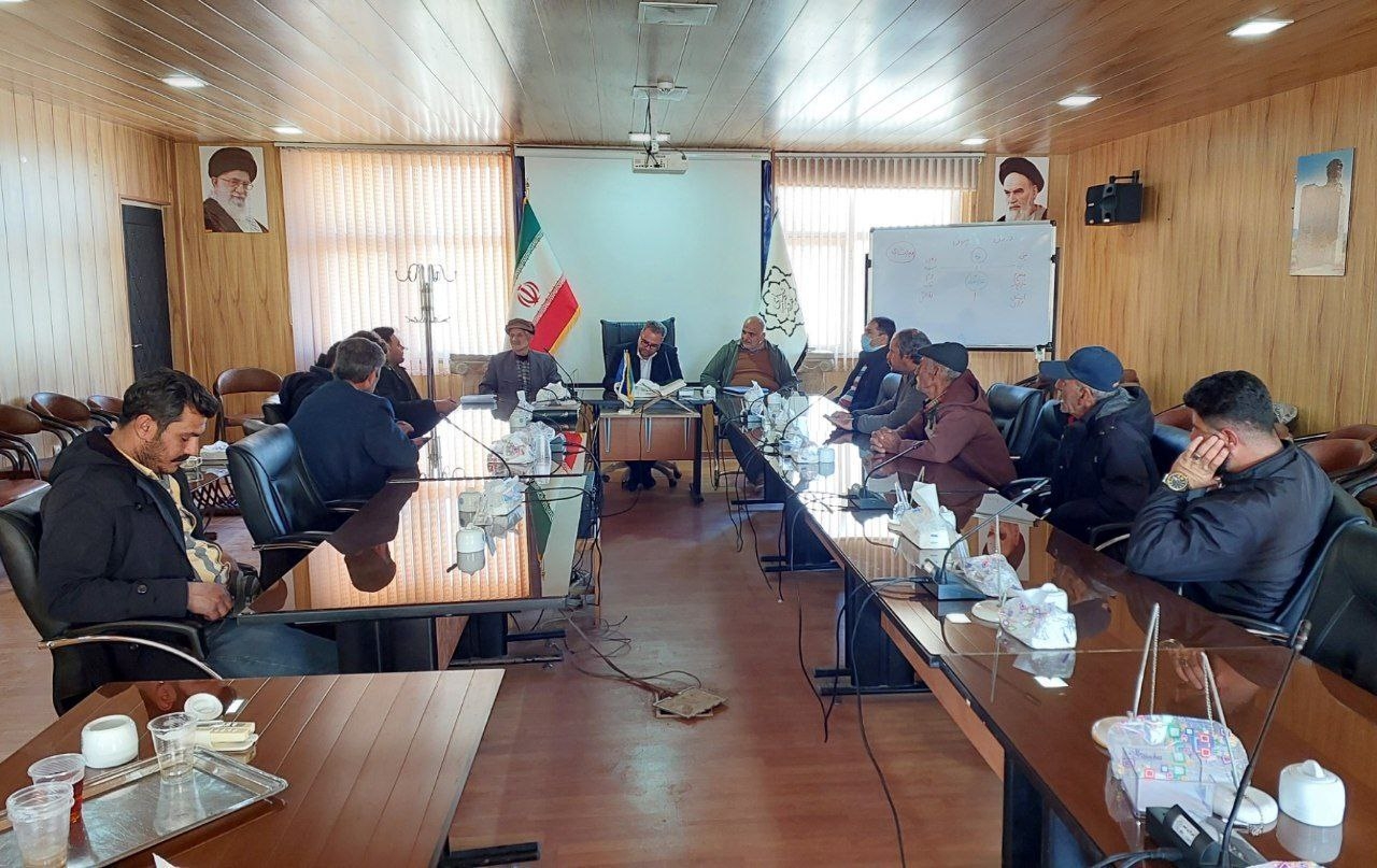 دیدار چهره به چهره مردم شریف شهرهای محلات و نیم‌ور با سرپرست فرمانداری شهرستان محلات