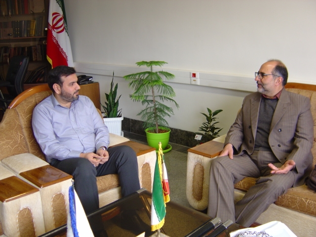 دیدار و ملاقات جناب آقای شایسته فر دبیرکمیسیون شورای هماهنگی مبارزه مواد مخدر استان با جناب آقای برنج زاده سرپرست اداره کل امنیتی و انتظامی ساعت 30/ 9 روز شنبه مورخ 18/ 12/ 1403 برگزار گردید. در این دیدار ضمن تبریک فرا رسیدن حلول ماه مبارک رمضان و تبریک اتصاب جناب آقای برنج زاده سرپرست اداره کل امنیتی و انتظامی .