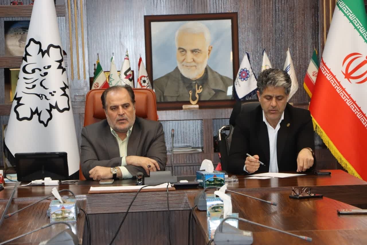 آیین تجلیل از شهردار ساوه به مناسبت 25 اسفند