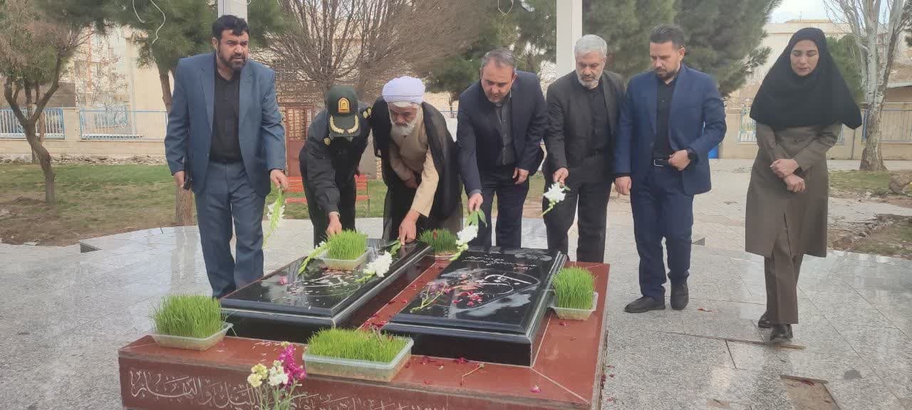 گلباران و ادای احترام به مقام رفیع شهدای گمنام شهر مامونیه