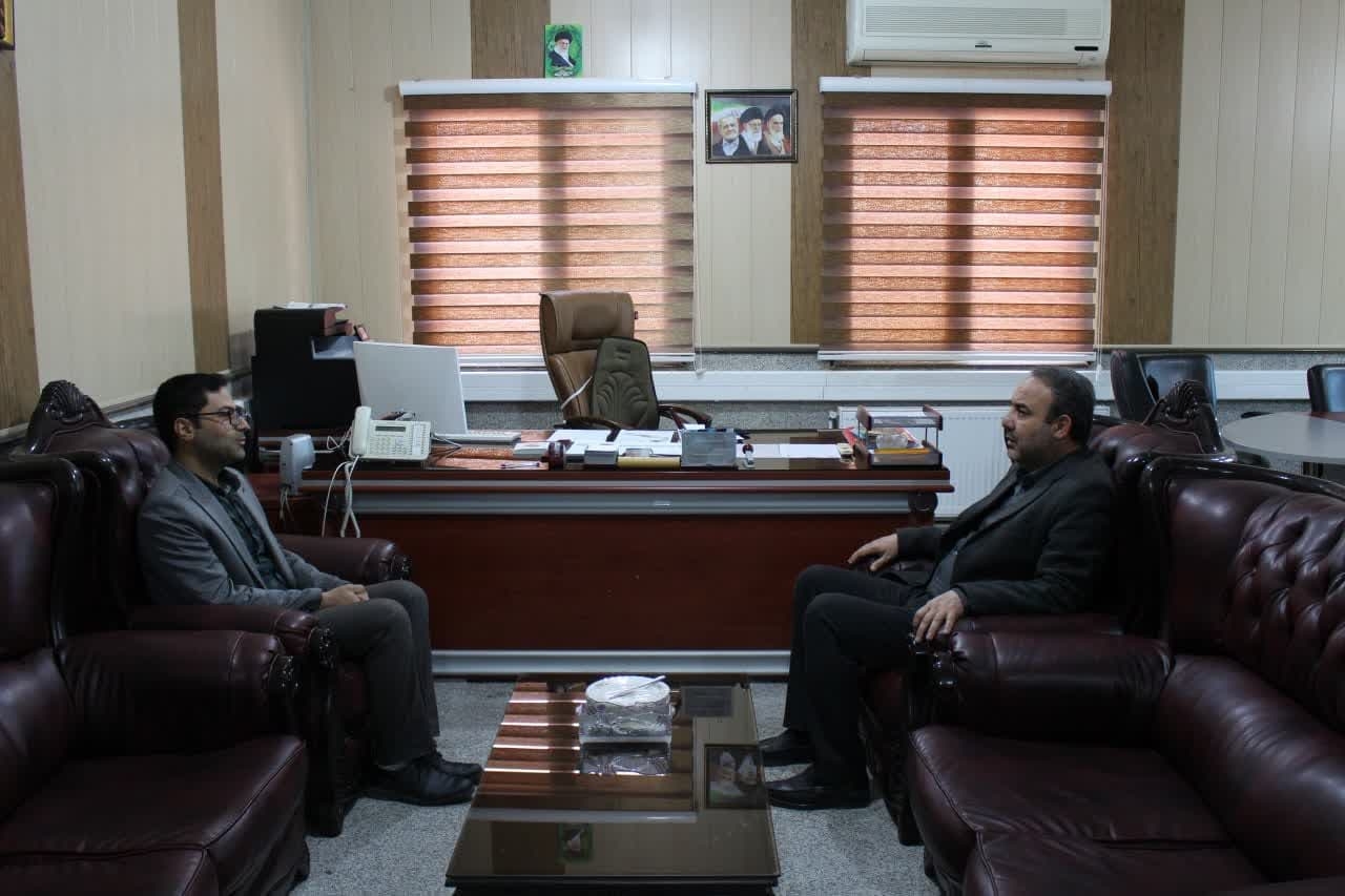 دیدار نوروزی رییس اداره مخابرات با فرماندار