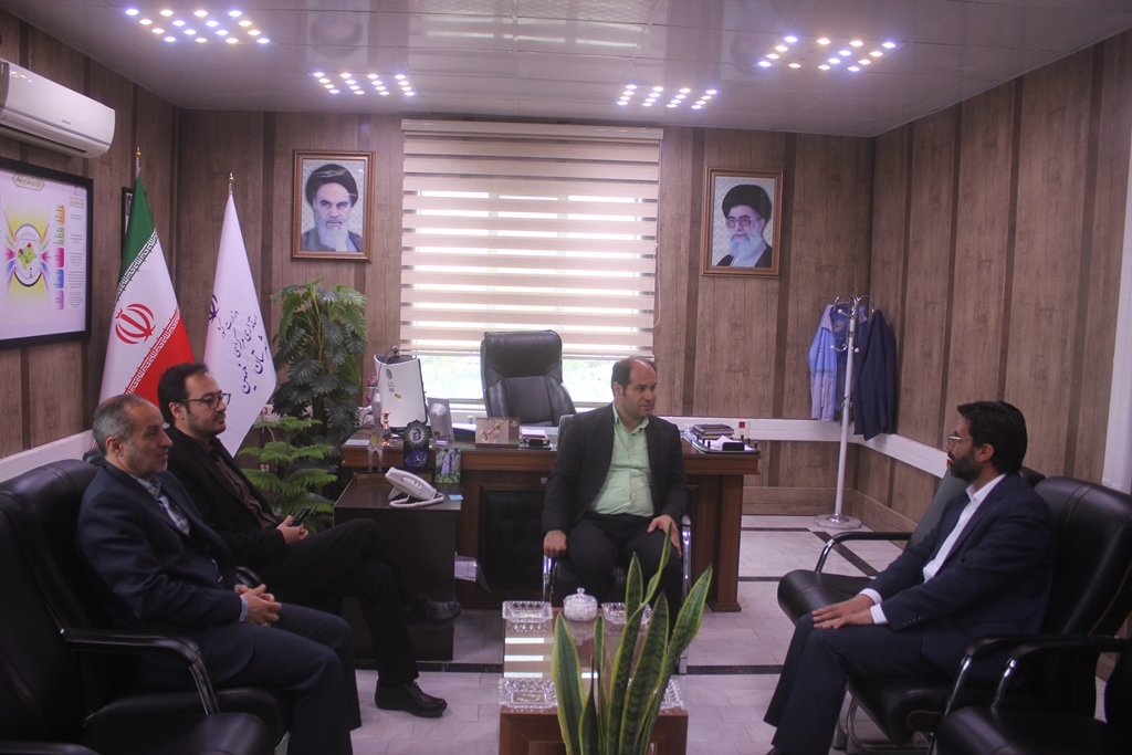 دیدار مدیر کل تعاون ، کار و رفاه اجتماعی استان با فرماندار شهرستان خمین برگزار شد