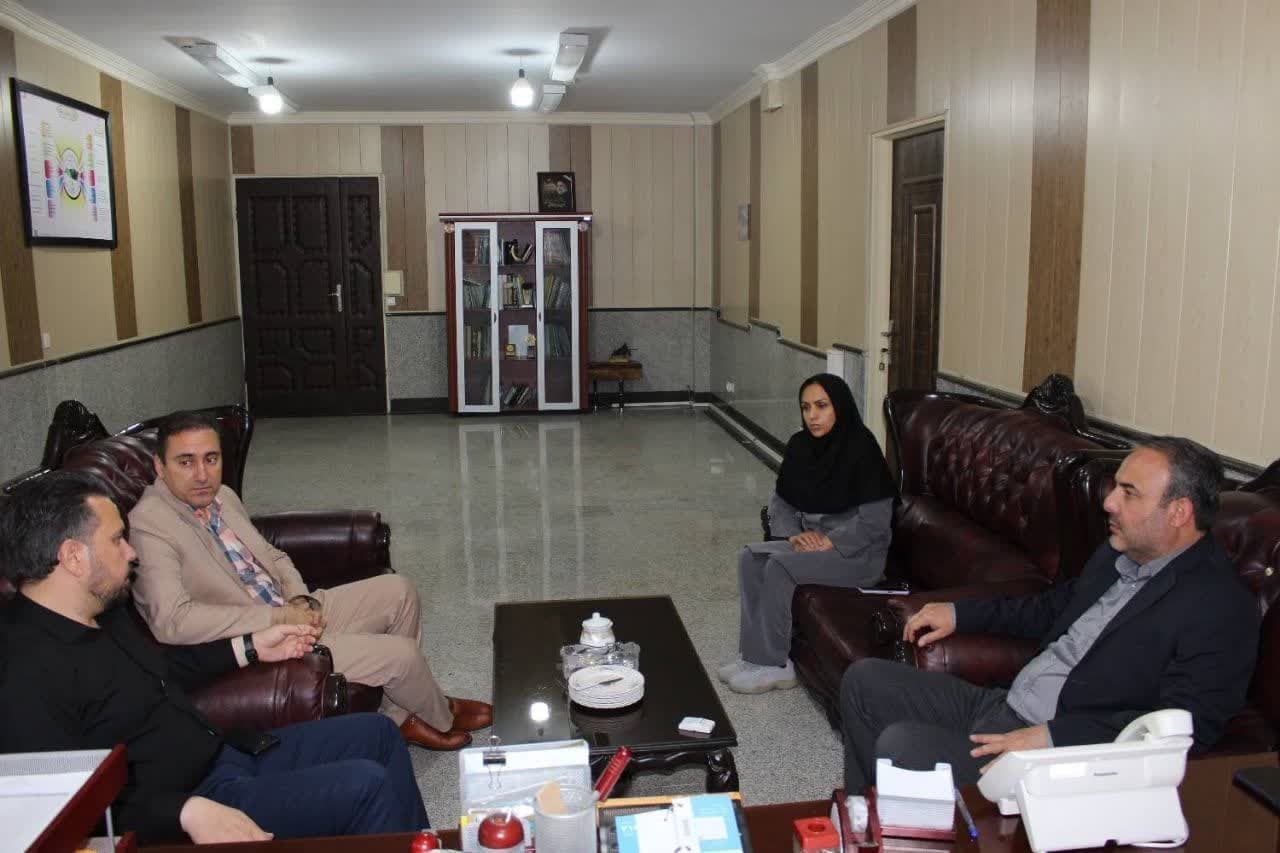 دیدار رئیس شورا و شهردار پرندک با فرماندار