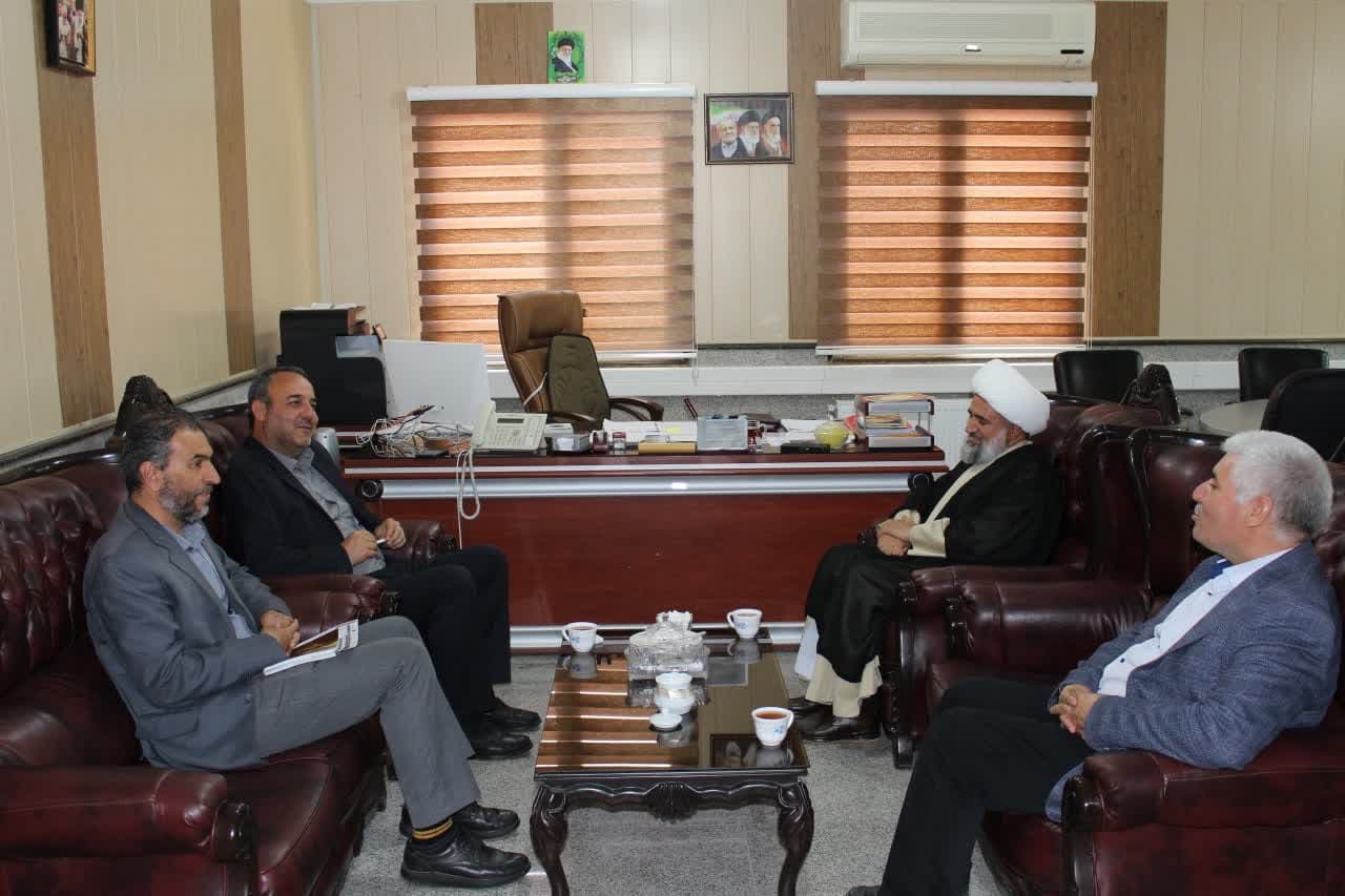 دیدار مسئولان شهرک های صنعتی شهرستان  با فرماندار