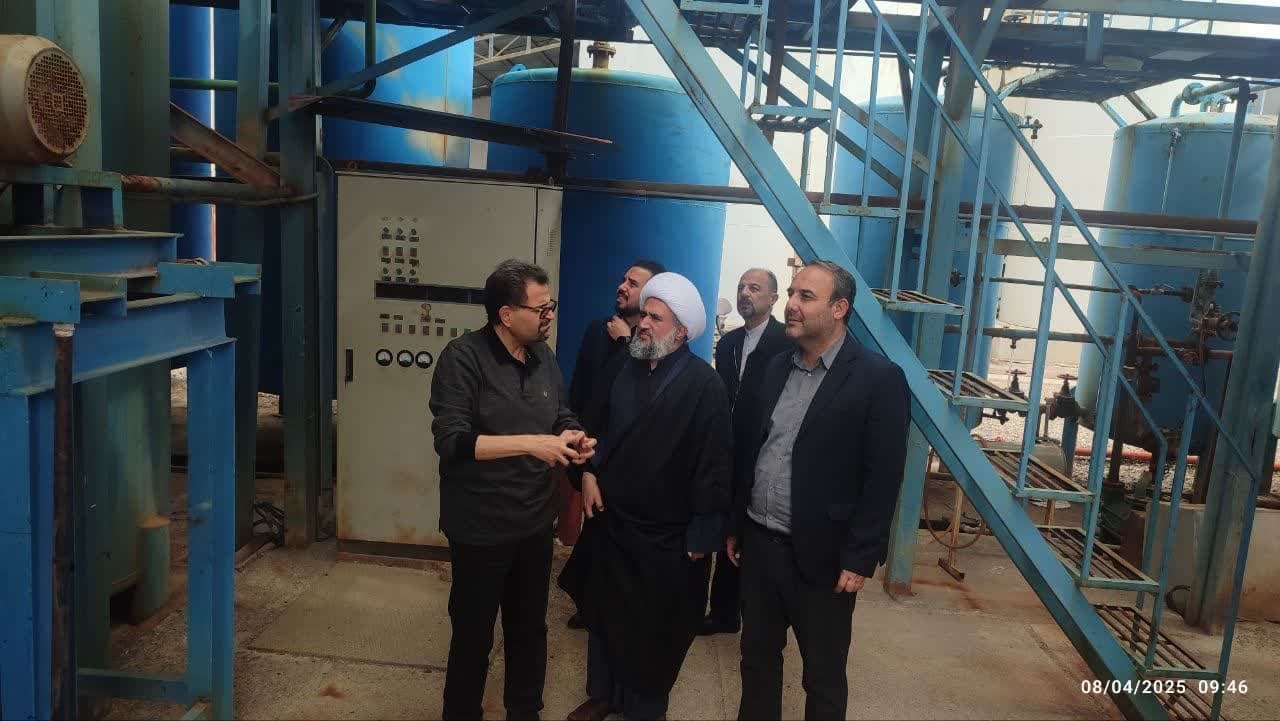 بازدید سرپرست فرمانداری شهرستان زرندیه از شرکت روشن شیمی