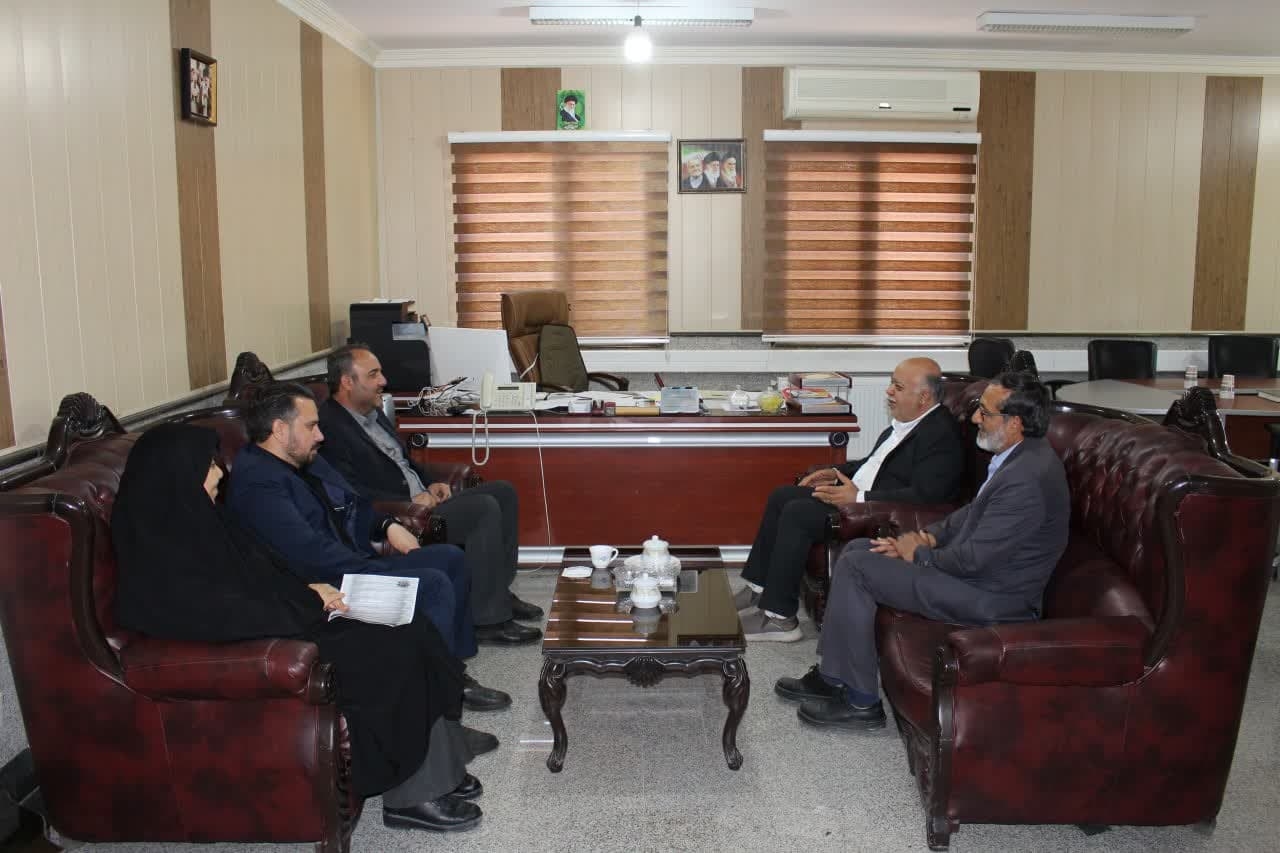 دیدار جناب آقای مروتی سرپرست فرمانداری شهرستان زرندیه با مدیر عامل شرکت سیمان