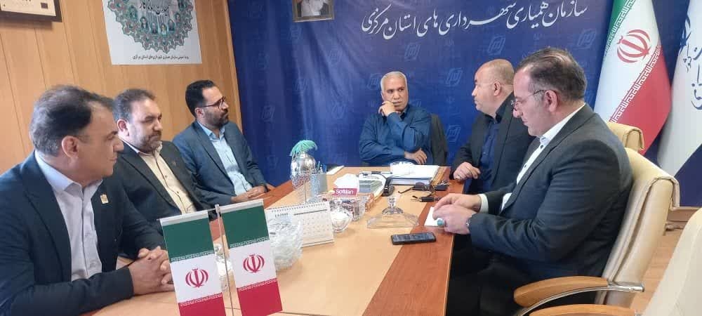 نشست مدیرکل پدافند غیرعامل با سرپرست سازمان همیاری شهرداری‌های استان برگزار شد.