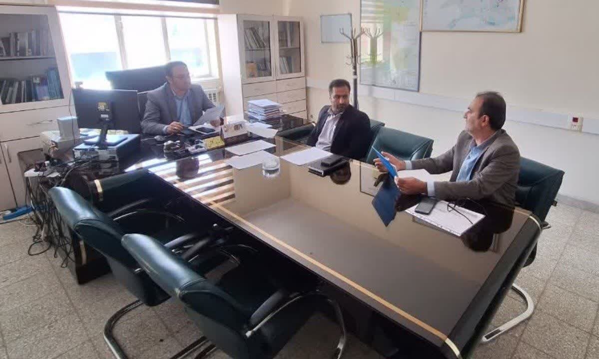 جلسه بررسی آخرین وضعیت پیشرفت مسکن ملی شهرستان خمین برگزار شد