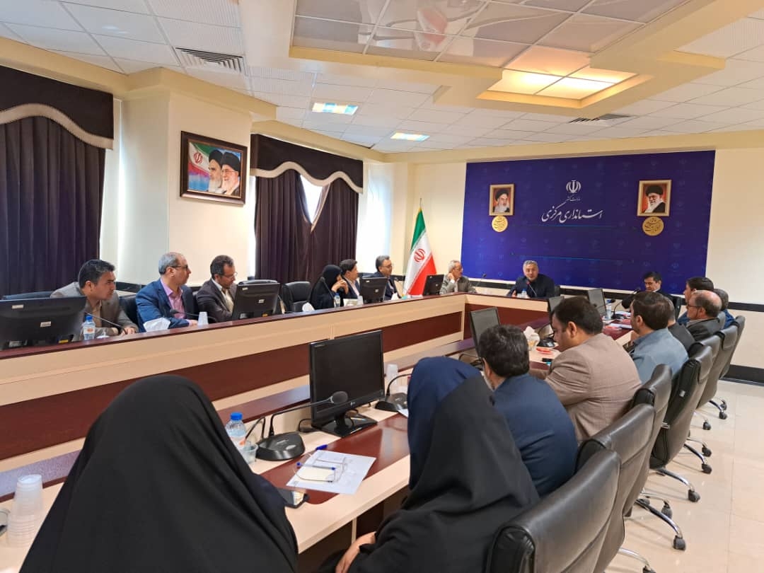 اولین جلسه کمیته رفاه