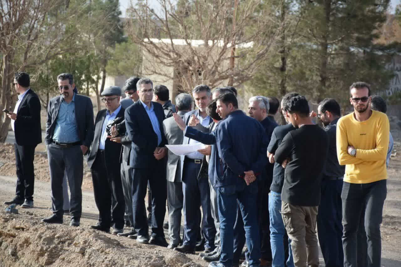 بازدید و نظارت میدانی بر روند اجرای تقاطع محمدآباد