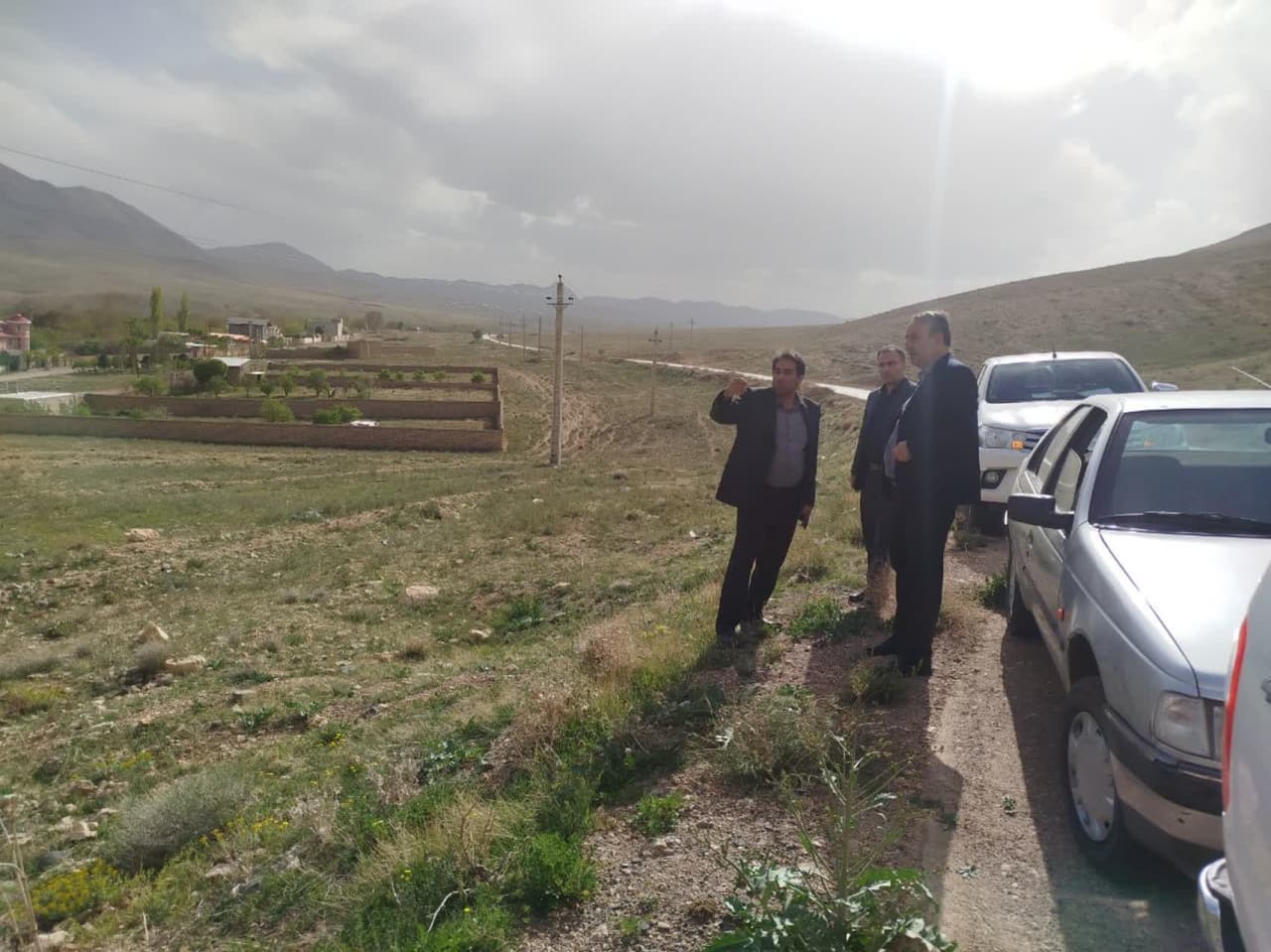 بازدید از نقاط حادثه خیز محور مواصلاتی بخش خرقان (محدوده روستای ویدر)