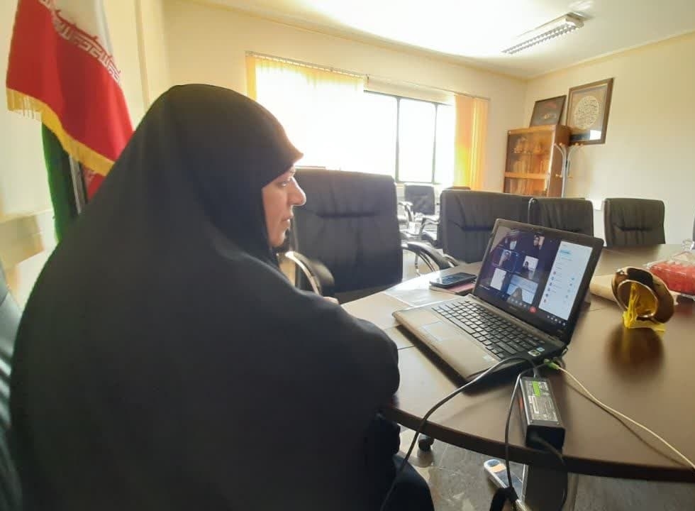 نشست ویدئو کنفرانسی مدیران کل امور زنان و خانواده منطقه ۴ کشور (استان های ایلام ،کرمانشاه ،لرستان ،همدان ،خوزستان و مرکزی )به ریاست مفتح زاده مدیرکل استانداری‌ مرکزی برگزار شد .