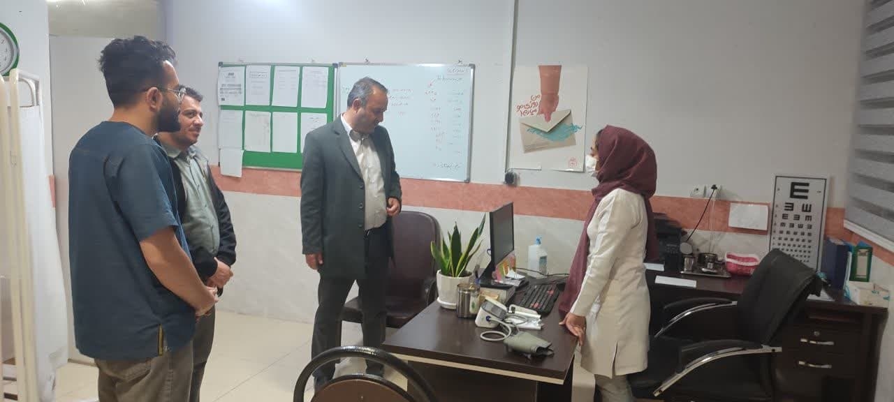 بازدید فرماندار از مرکز سلامت جامع شهر زاویه