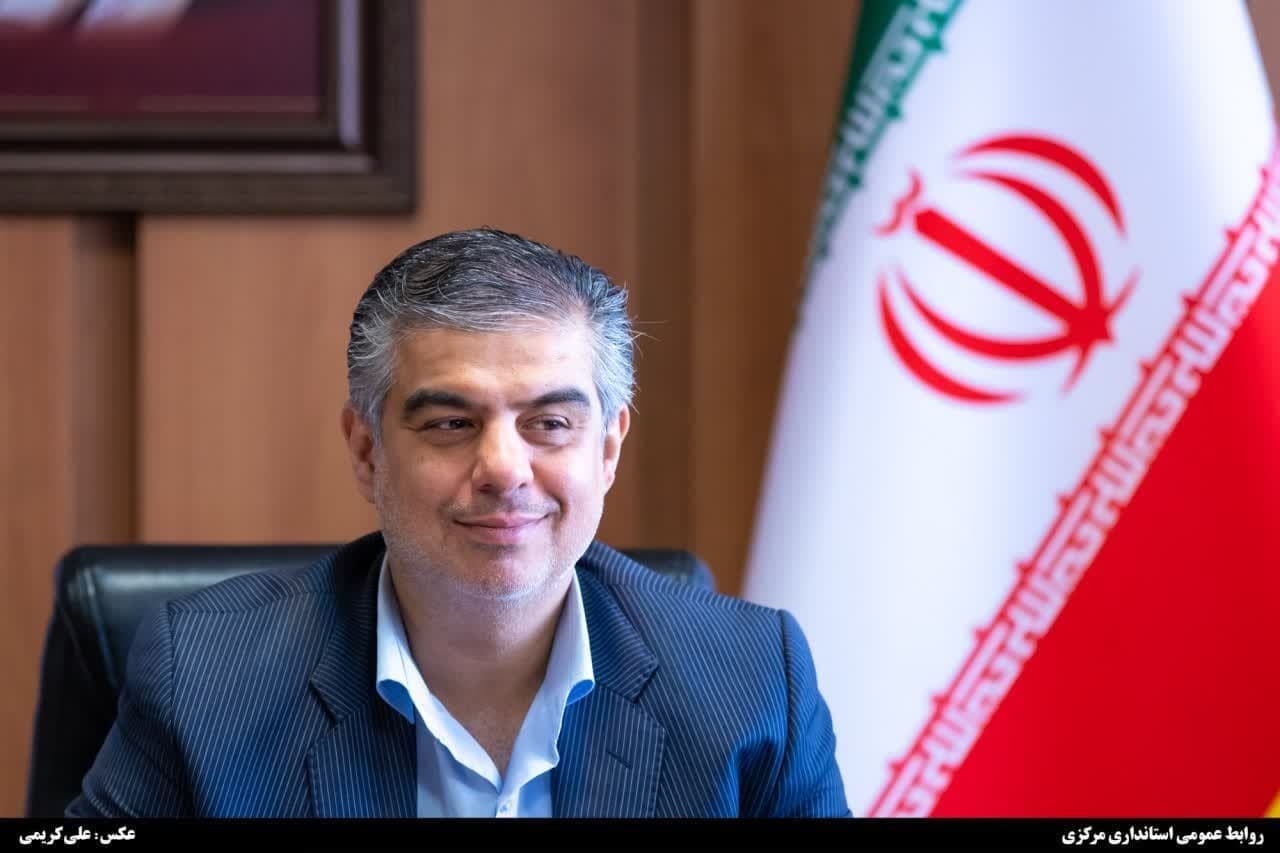 استاندار مرکزی: ارتش، بازویی توانمند و دژ مستحکمی در برابر تهدیدات است