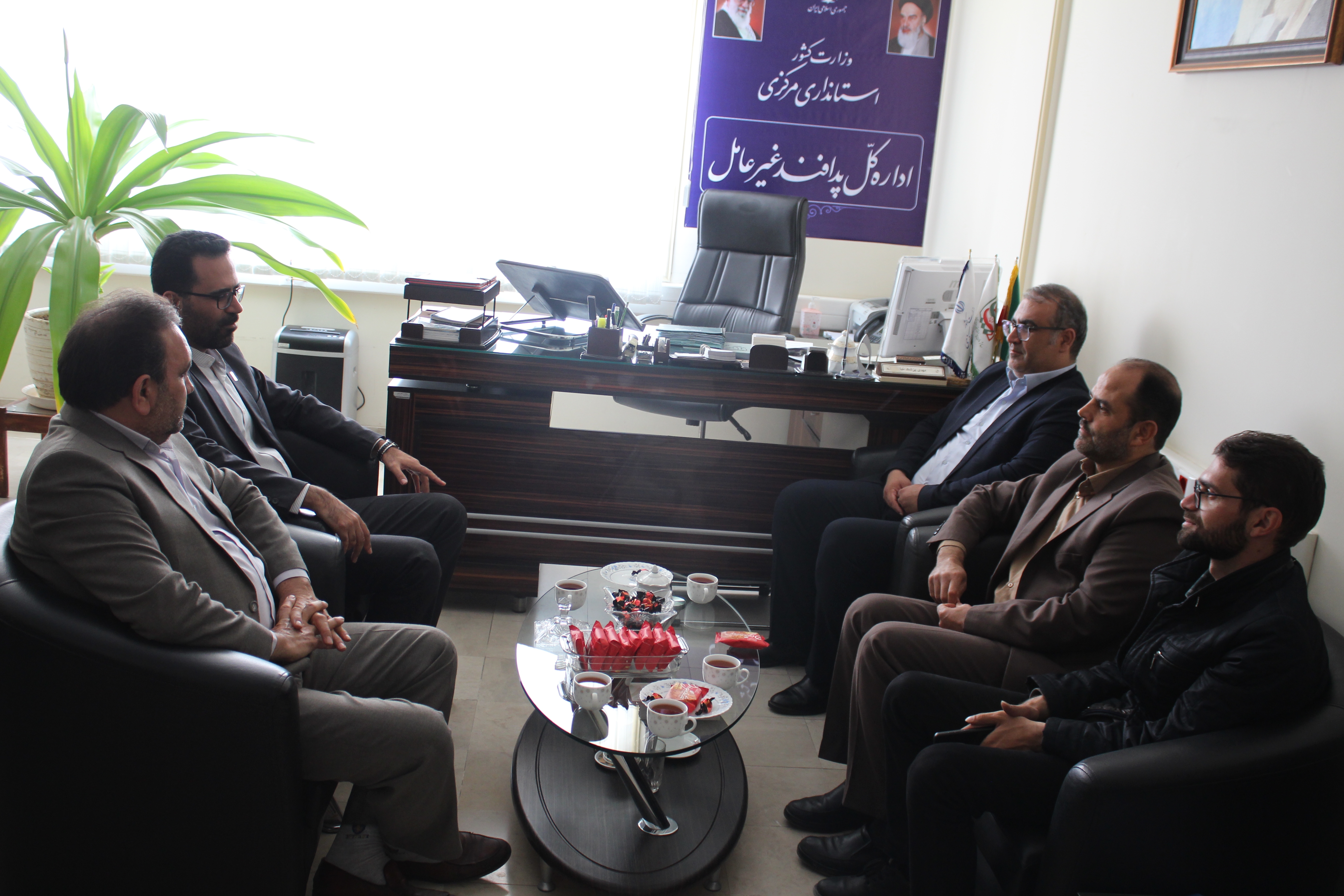 برگزاری نشست مشترک مدیرکل پدافند غیرعامل استان با سرپرست فرمانداری آشتیان