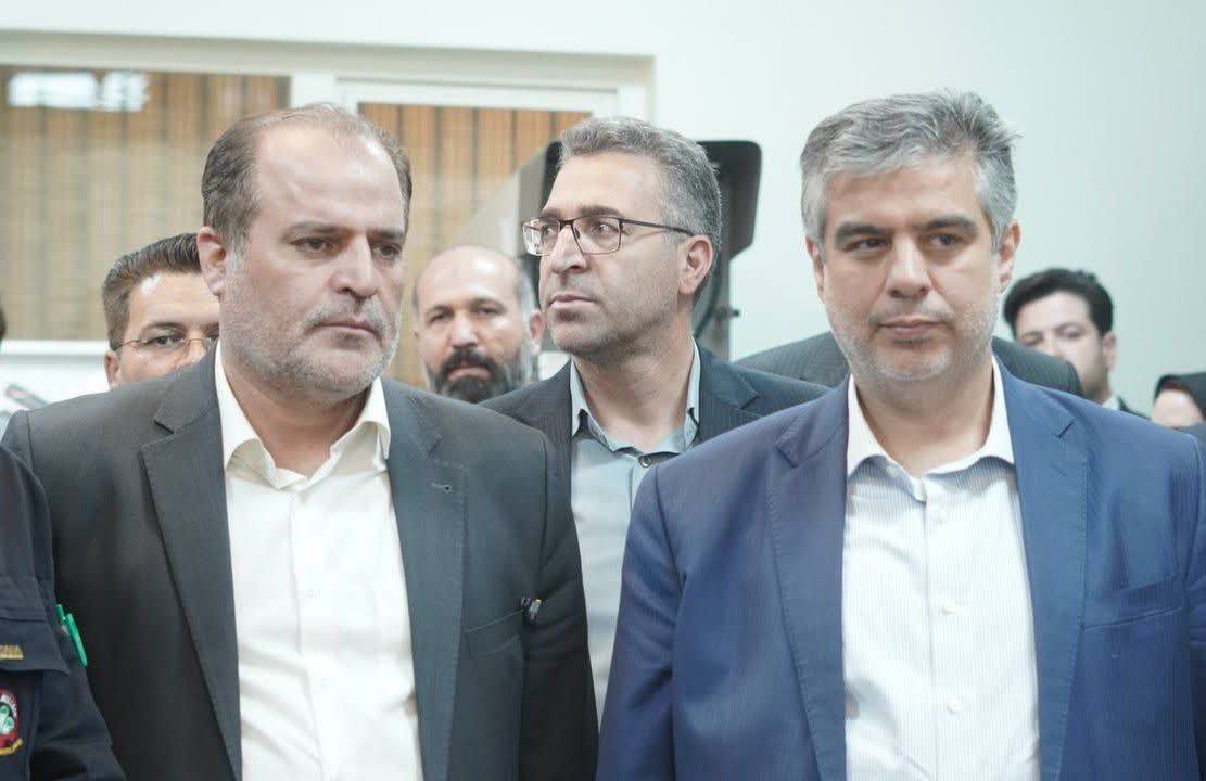 استاندار مرکزی عنوان کرد:
حمایت و صیانت از تولیدکنندگان در اولویت دولت قرار دارد/ سرمایه در گردش، دغدغه اصلی واحد‌های صنعتی