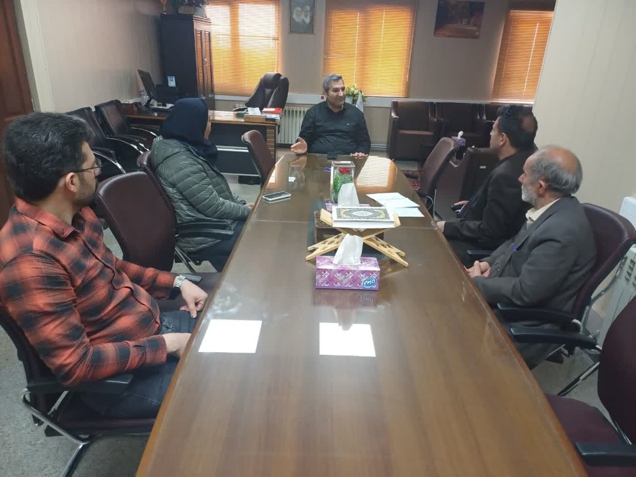 نشست مشورتی دهیار ، اعضای شورای اسلامی روستای وفس با فرماندار شهرستان